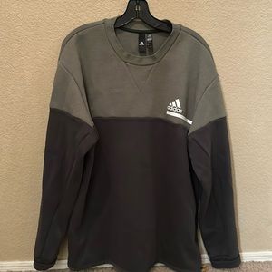 Like new men’s adidas sweatshirt